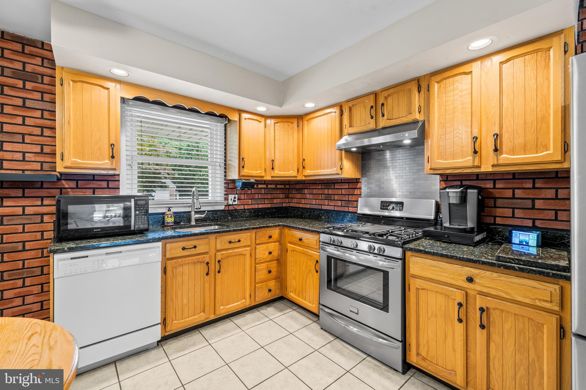 4612 Ballygar Road Baltimore, MD 21236 - Photo 12 of 26