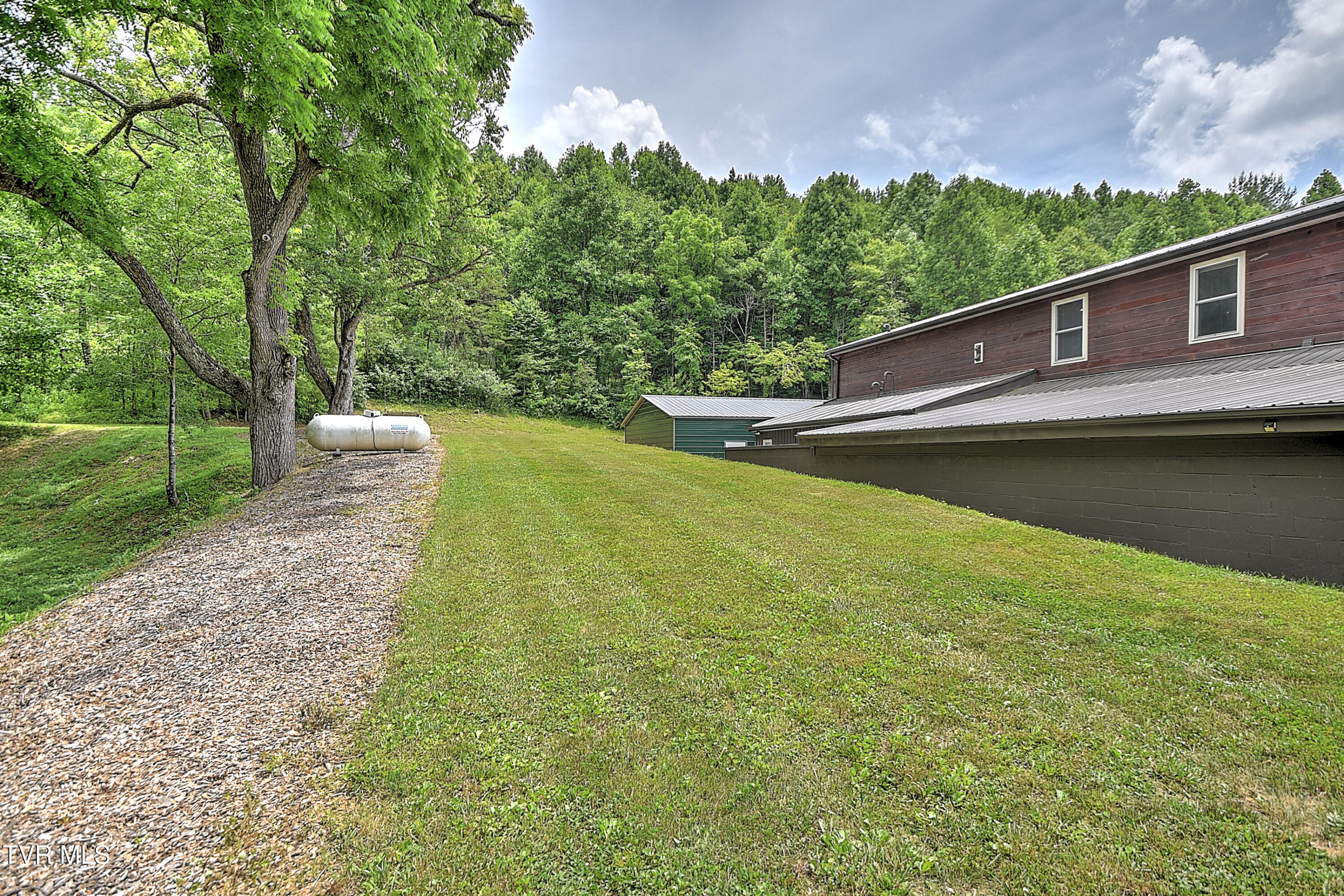 4125 Pine Orchard Road Butler, TN 37640 - Photo 74 of 86 4125 Pine Orchard LC-78