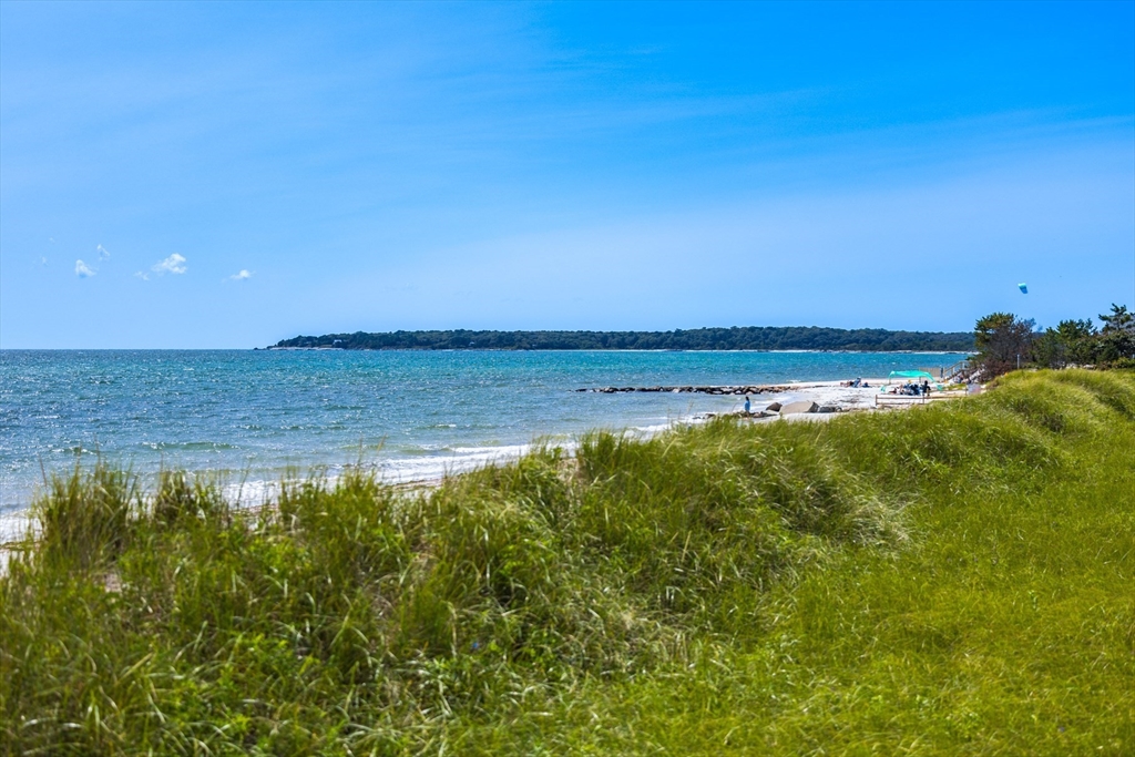 31 Moss Road Yarmouth, MA 02673 - Photo 3 of 42 Gallery Image 3