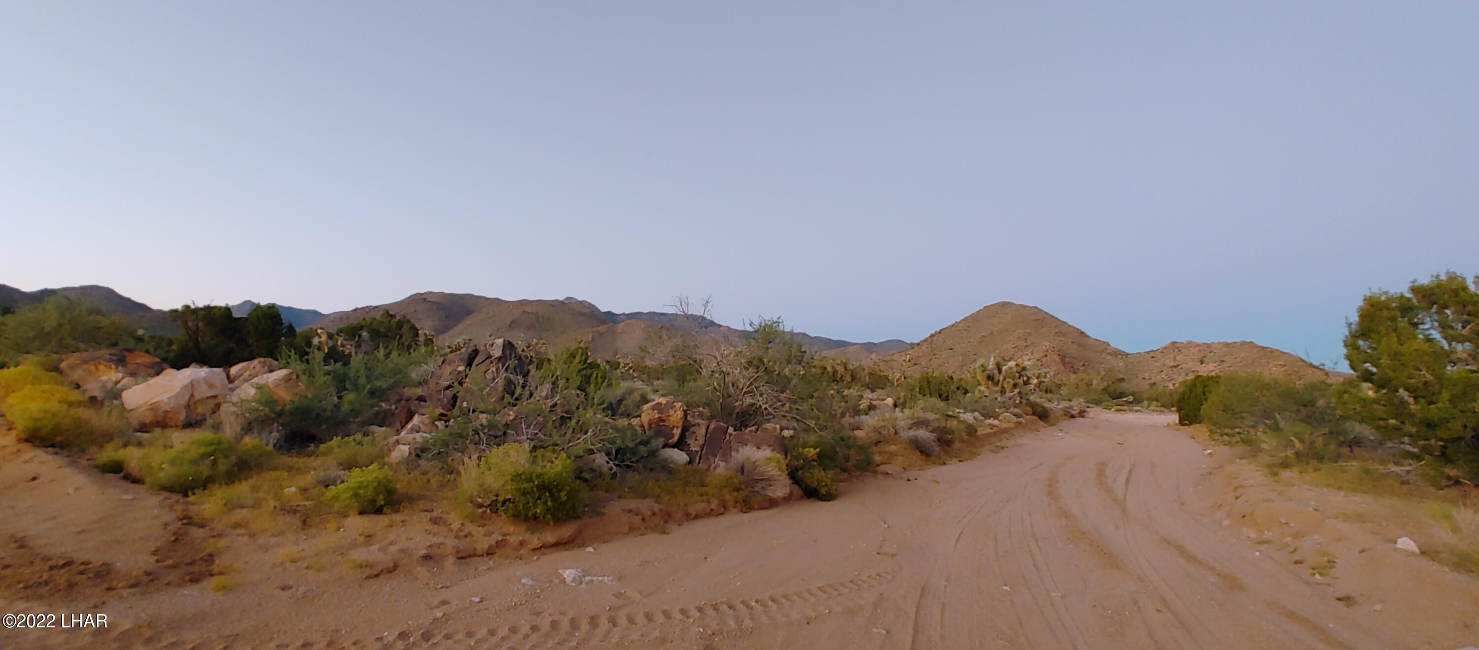 99 Gunsmoke Road Yucca, AZ 86438 - Photo 27 of 47 0916221854c