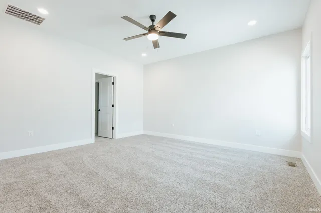 $449,900 | 18801 Roscommon Road, Evansville, IN 47725