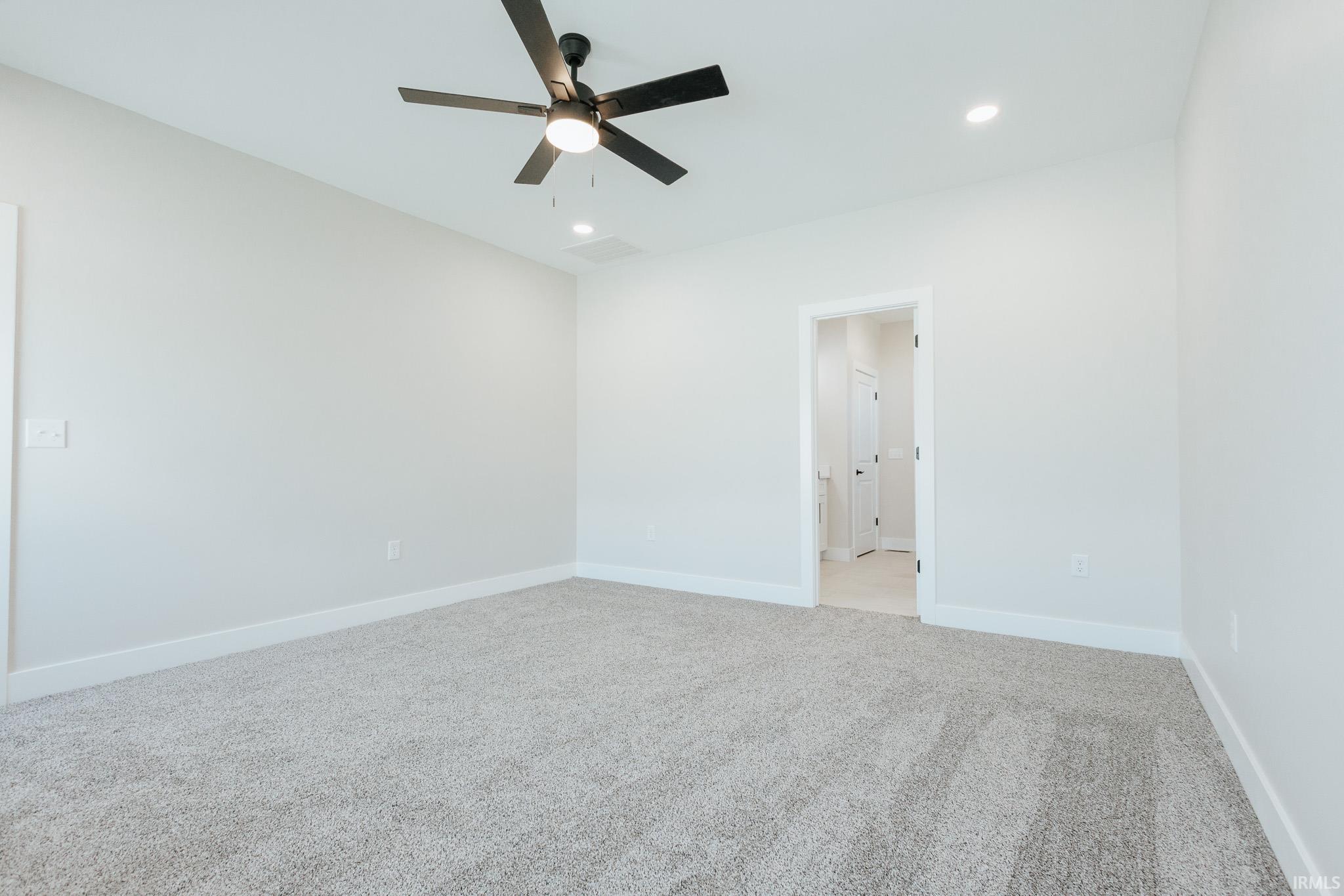 188001 Roscommon Road Evansville, IN 47725 - Photo 19 of 34