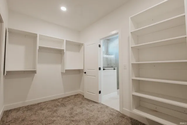 $449,900 | 18801 Roscommon Road, Evansville, IN 47725