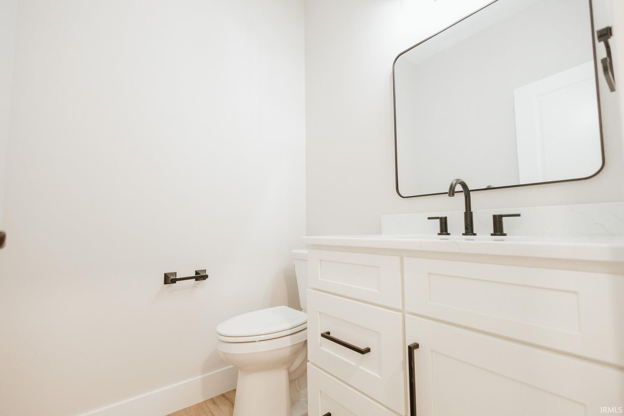 188001 Roscommon Road Evansville, IN 47725 - Photo 24 of 34