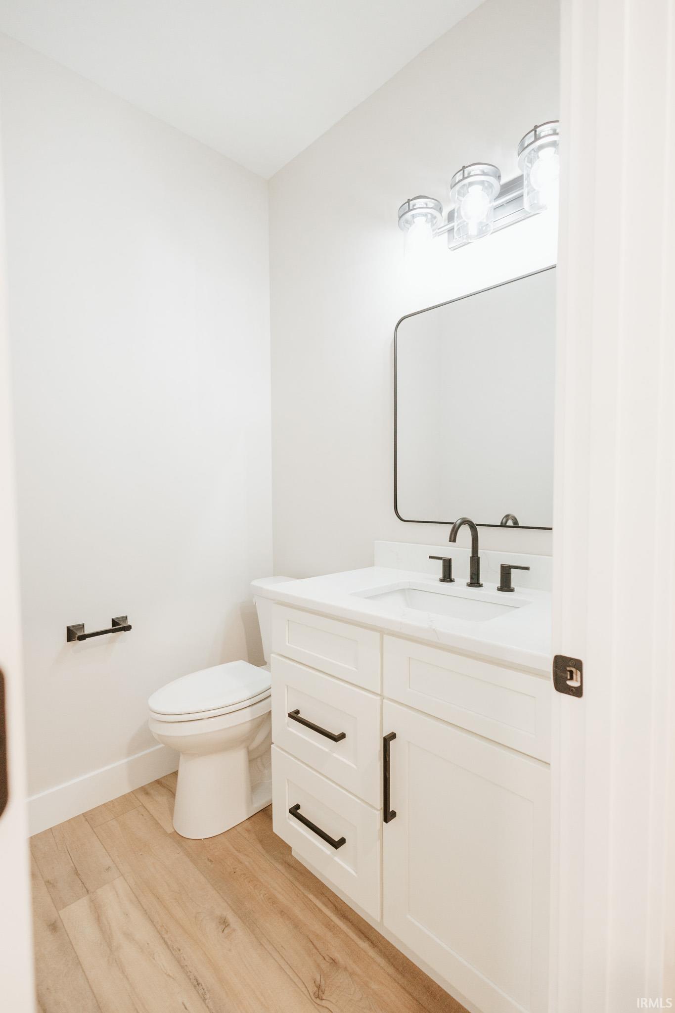 188001 Roscommon Road Evansville, IN 47725 - Photo 25 of 34