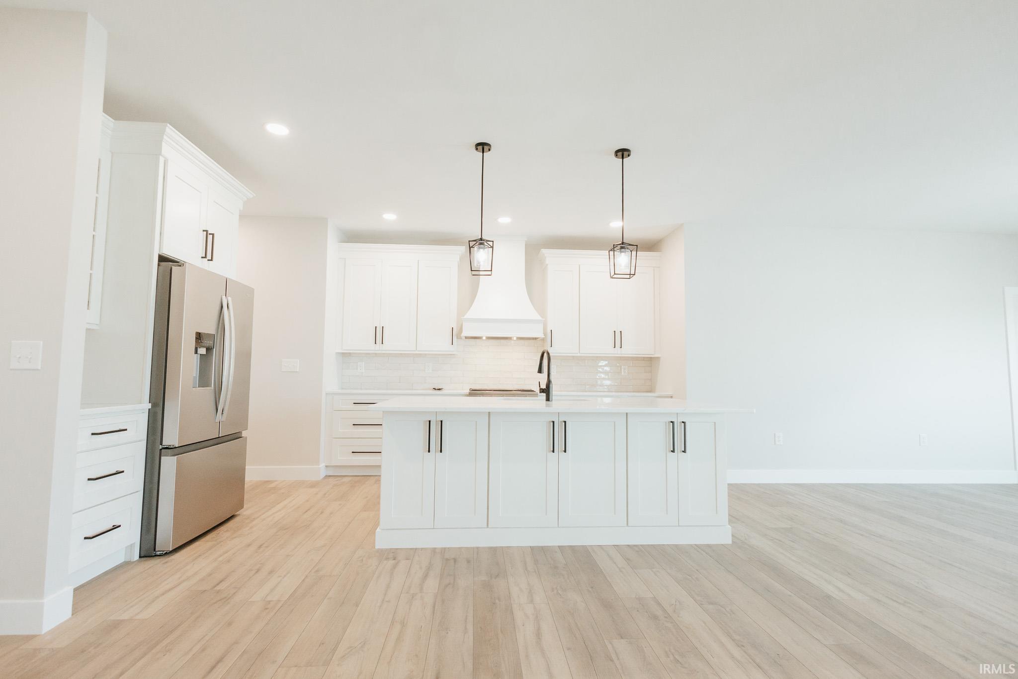 188001 Roscommon Road Evansville, IN 47725 - Photo 4 of 34