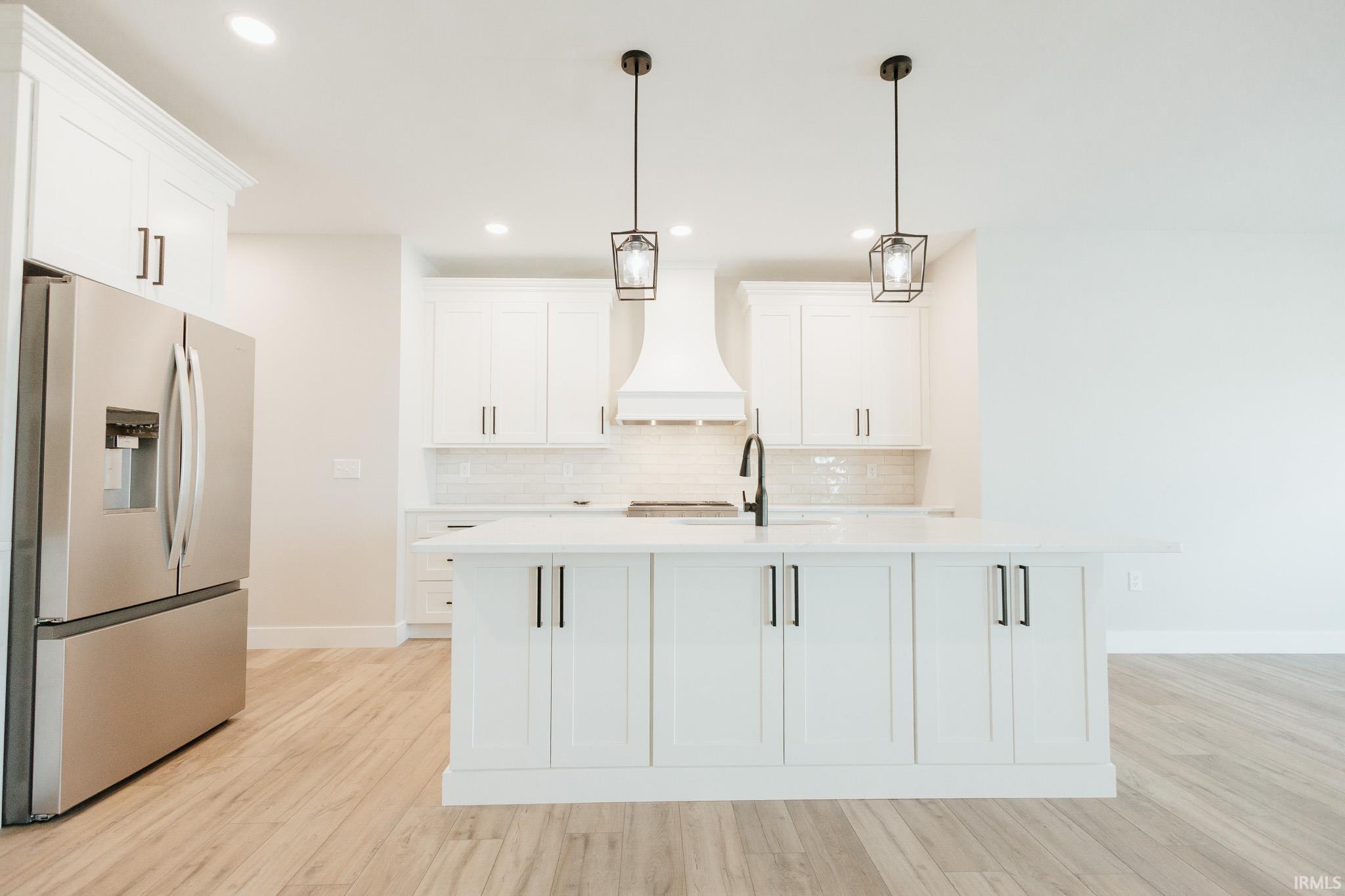 188001 Roscommon Road Evansville, IN 47725 - Photo 5 of 34