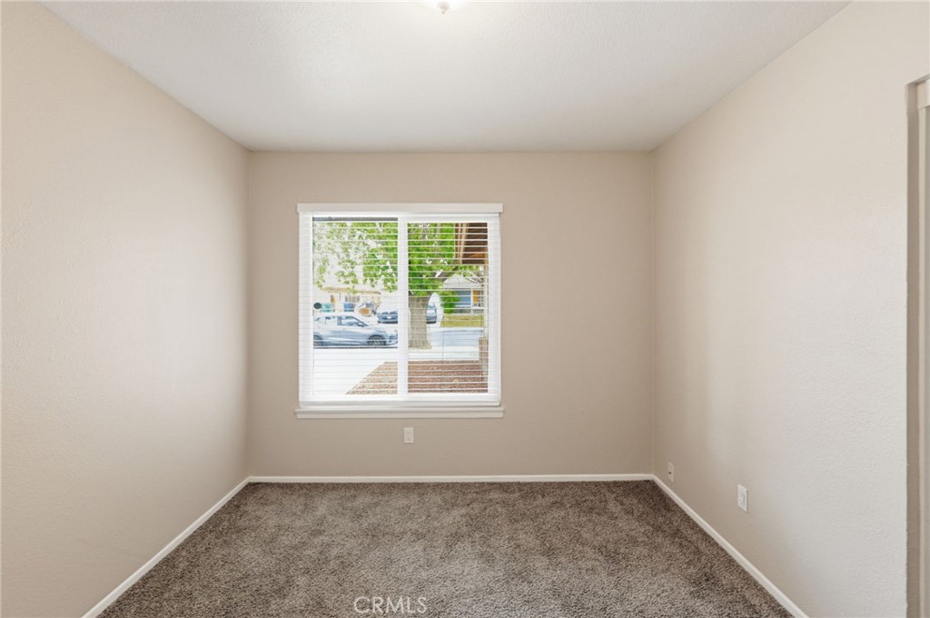 43941 Maria Circle Lancaster, CA 93535 - Photo 15 of 40