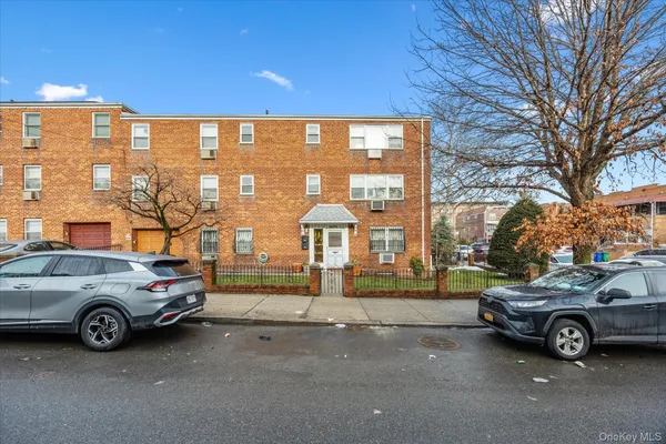 $1,980,000 | 25-04 42nd Street | Astoria