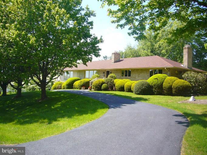 4832 Round Hill Road Frederick, MD 21702 - Photo 1 of 28 Exterior (Main)