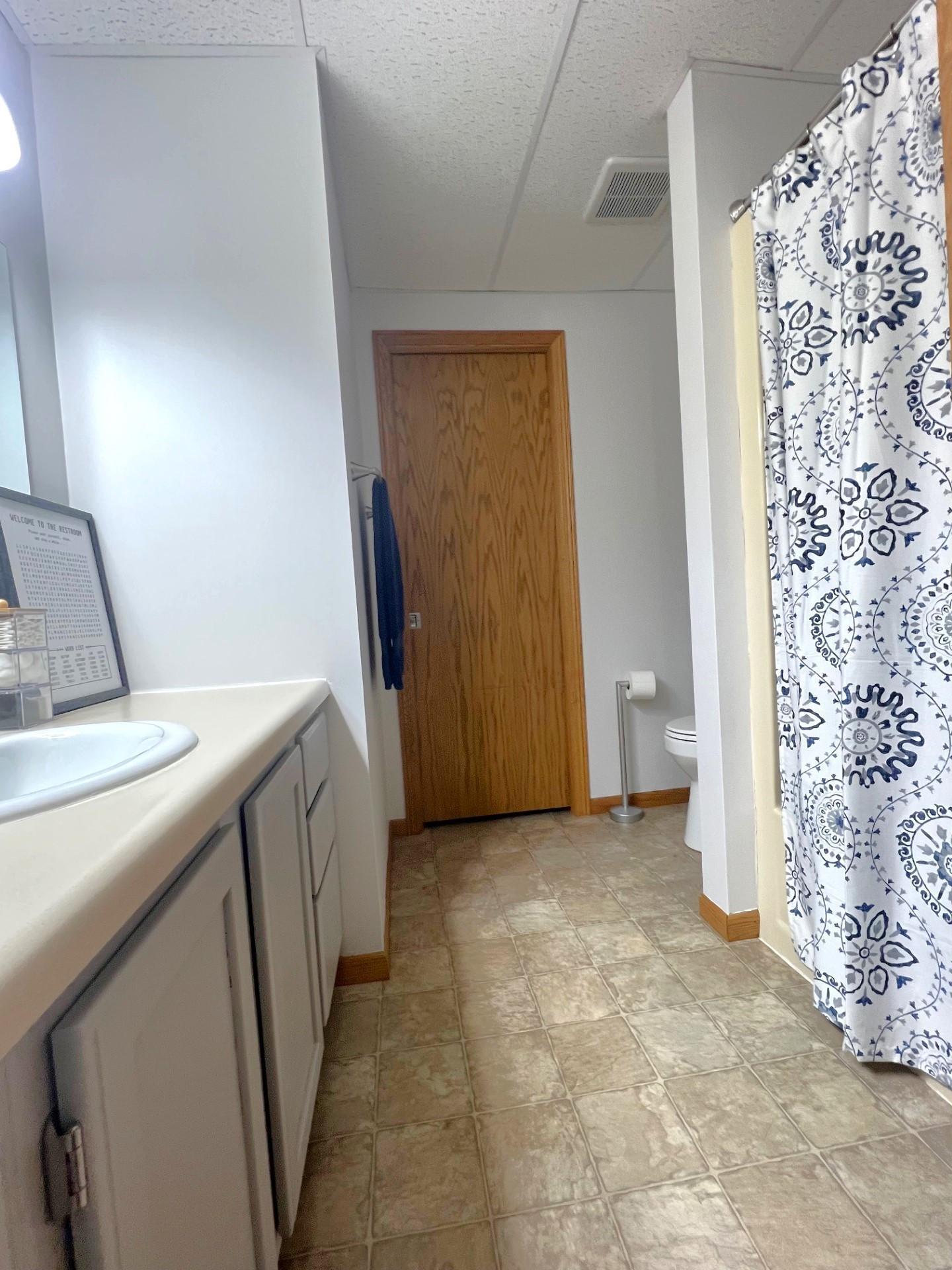 2210 9th Avenue Southeast Willmar, MN 56201 - Photo 27 of 41