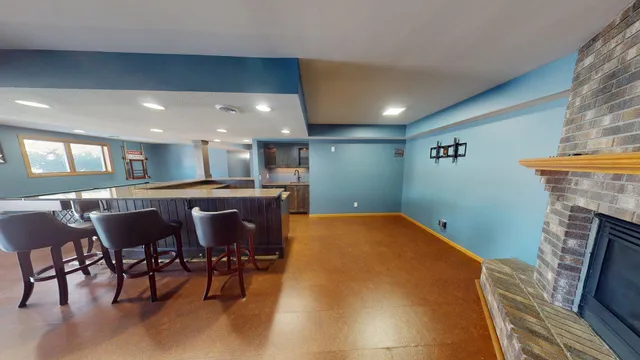 $375,000 | 2210 9th Avenue Southeast, Willmar, MN 56201