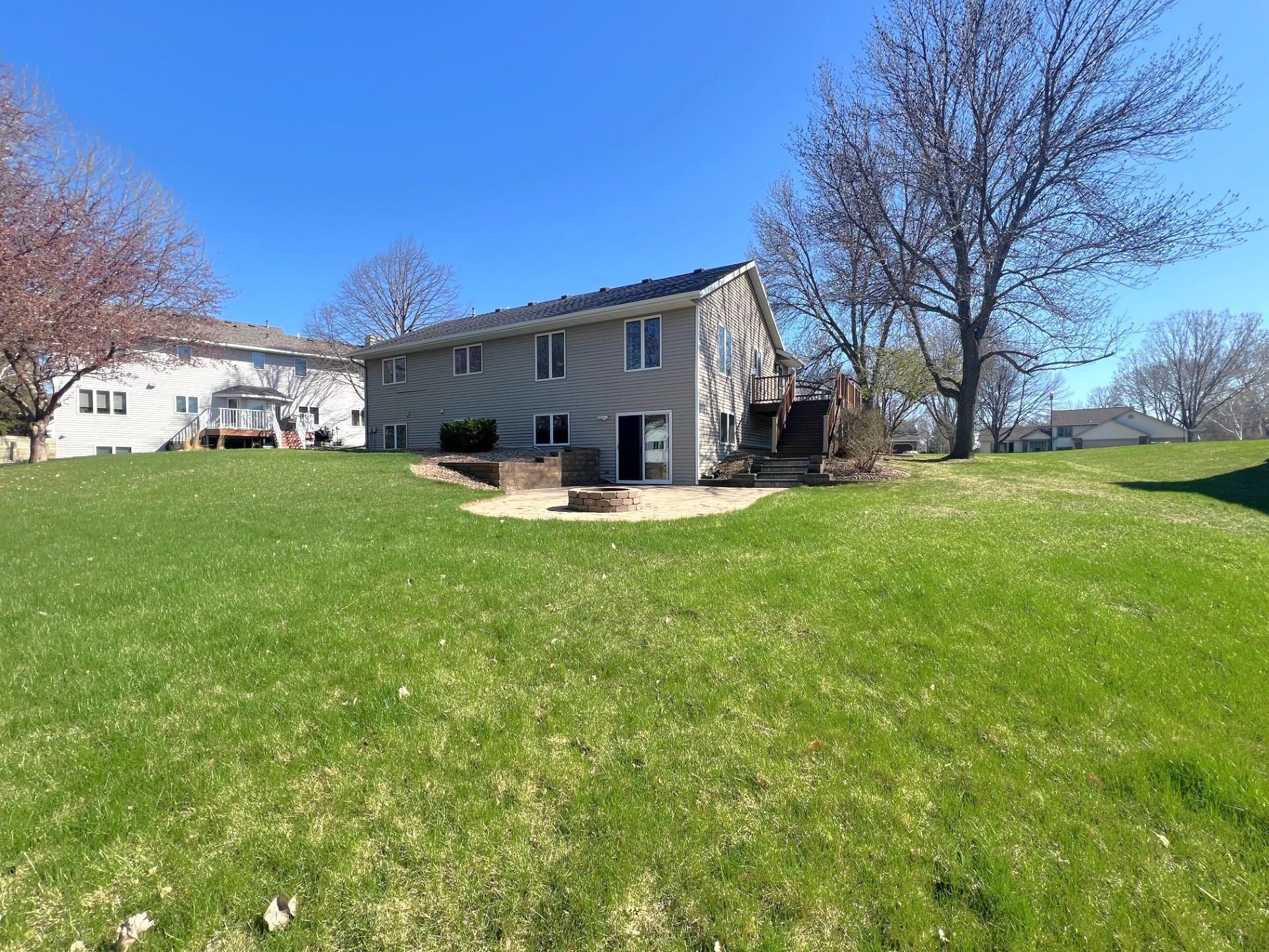 2210 9th Avenue Southeast Willmar, MN 56201 - Photo 6 of 41