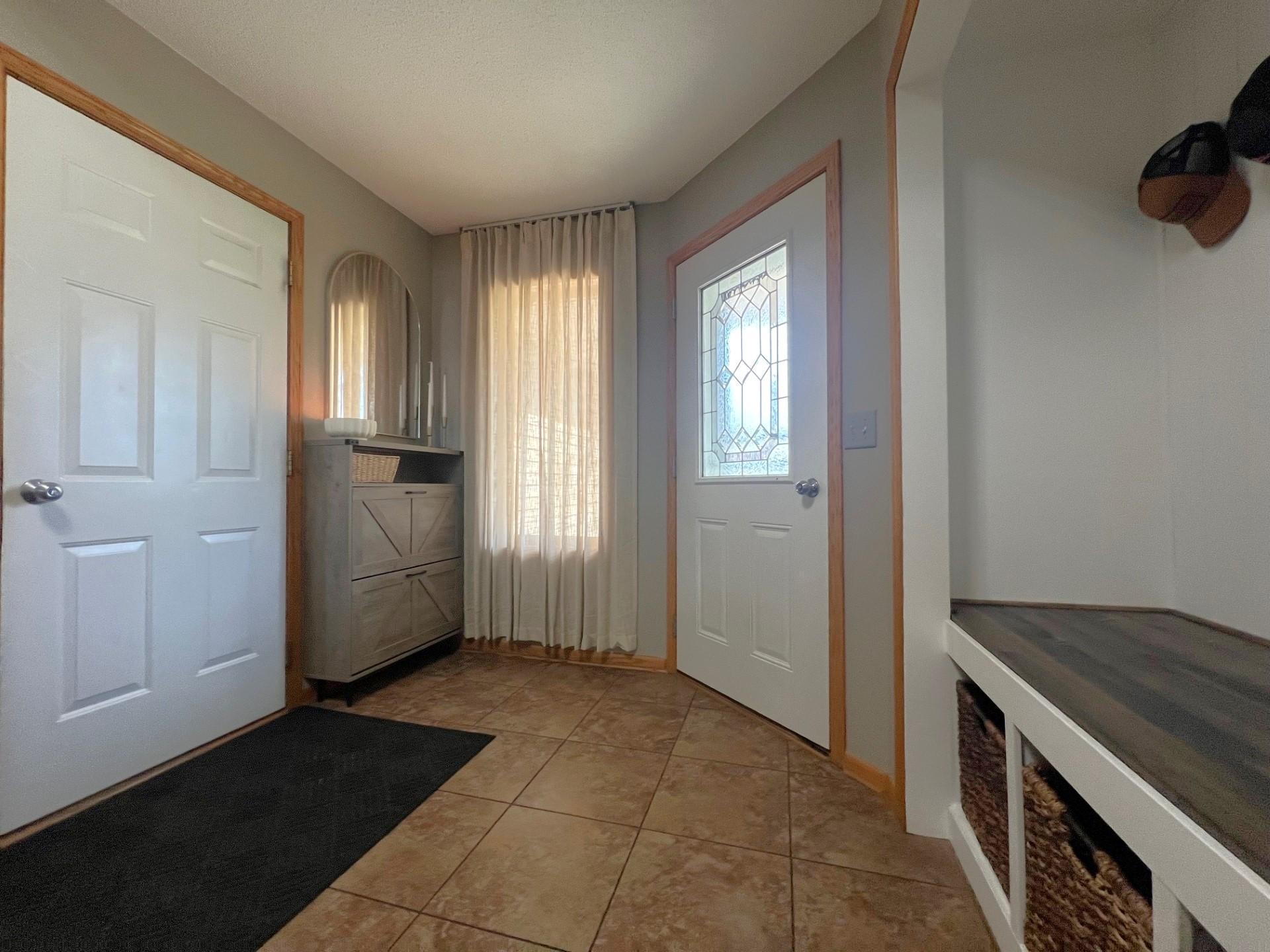 2210 9th Avenue Southeast Willmar, MN 56201 - Photo 7 of 41