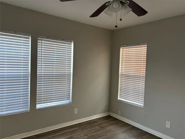 $1,900 | 5704 Hiett Court, Fort Worth, TX 76112