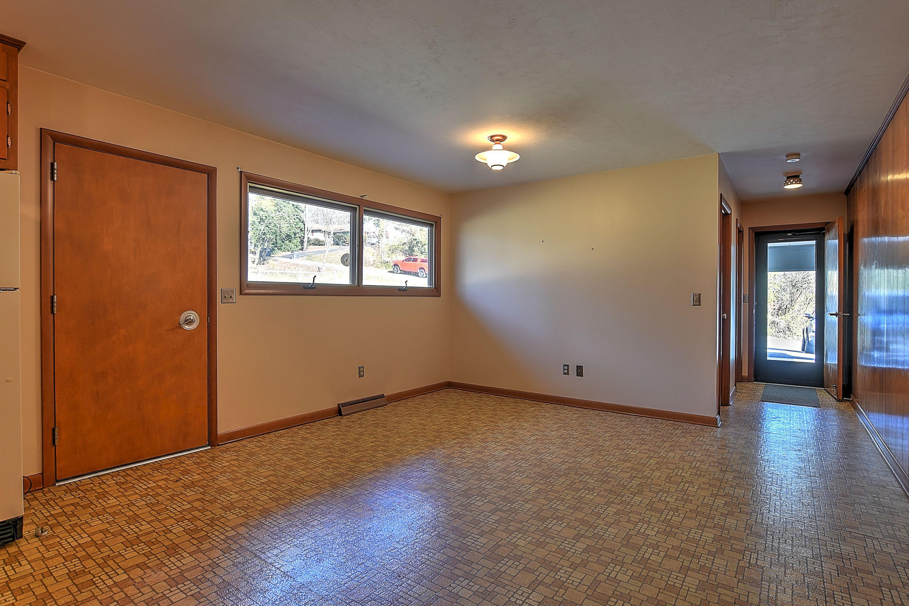 4432 Chickasaw Road Kingsport, TN 37664 - Photo 29 of 43 4432 Chickasaw-27