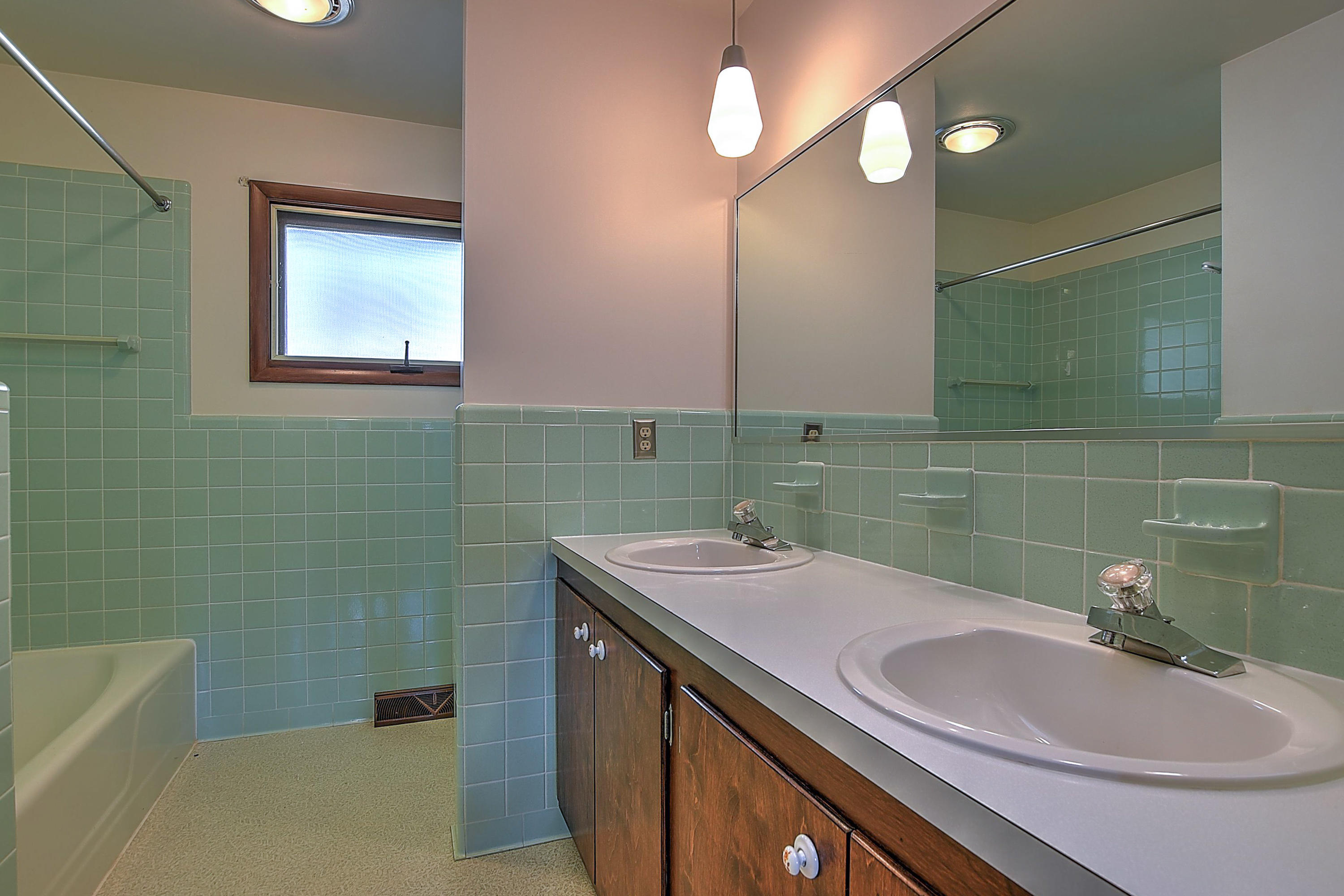 4432 Chickasaw Road Kingsport, TN 37664 - Photo 4 of 43 4432 Chickasaw-12