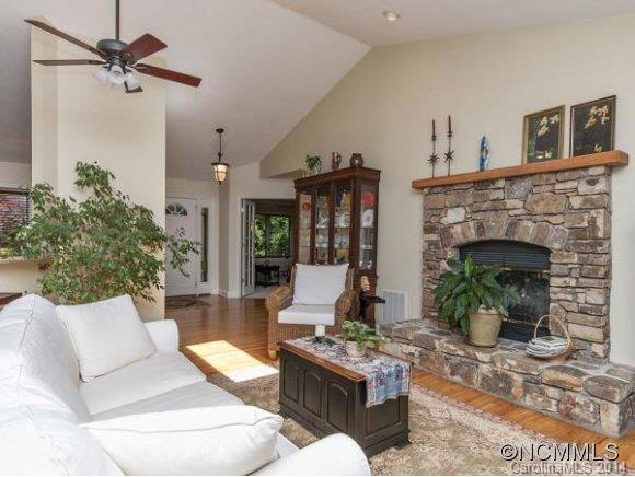 394 Racquet Club Road Asheville, NC 28803 - Photo 5 of 24 Gallery Image 5