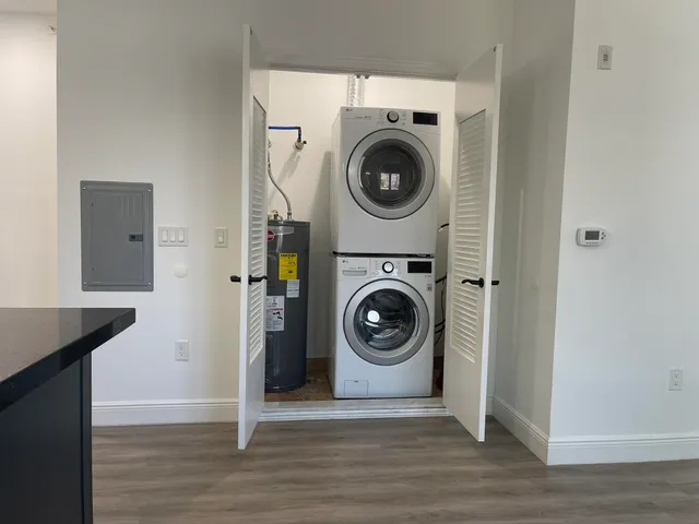 $2,550 | 211 Baldwin Avenue, Unit 601, Jersey City, NJ 07306