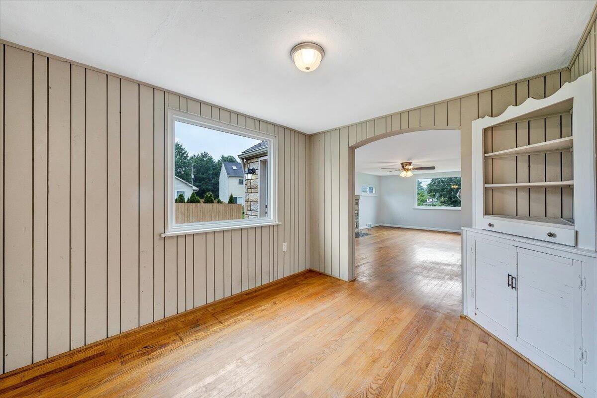 6838 Albert Road Roanoke, VA 24019 - Photo 11 of 41 11-MIB09050