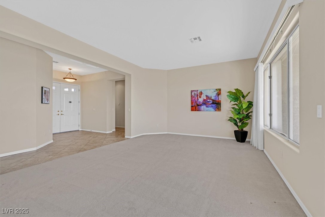 1677 Black Fox Canyon Road Henderson, NV 89052 - Photo 4 of 68 Living Room