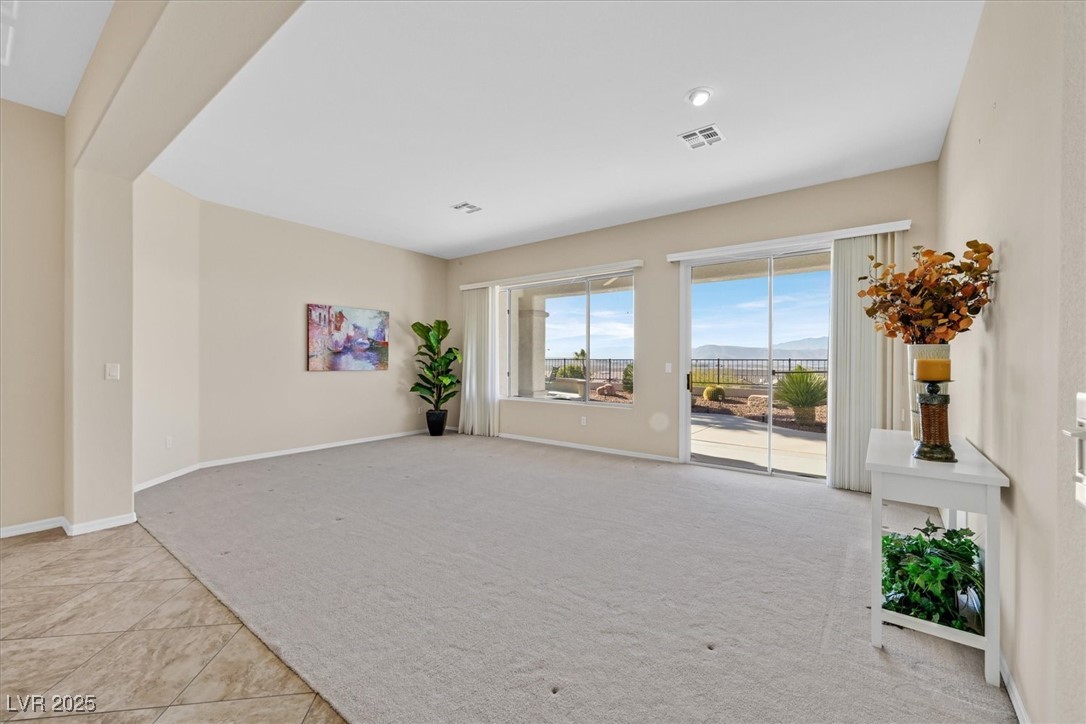 1677 Black Fox Canyon Road Henderson, NV 89052 - Photo 5 of 68 Living Room