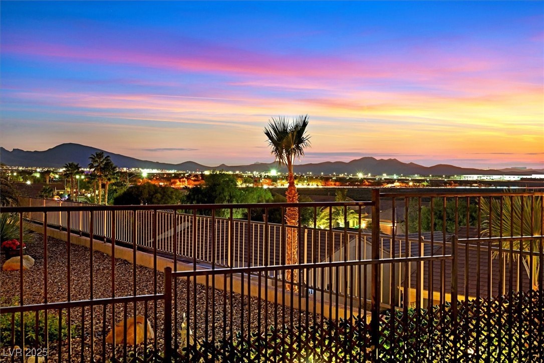 1677 Black Fox Canyon Road Henderson, NV 89052 - Photo 51 of 68