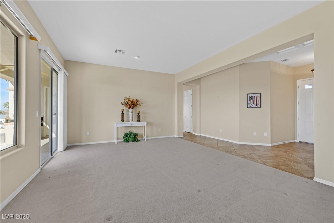 1677 Black Fox Canyon Road Henderson, NV 89052 - Photo 6 of 68 Living Room