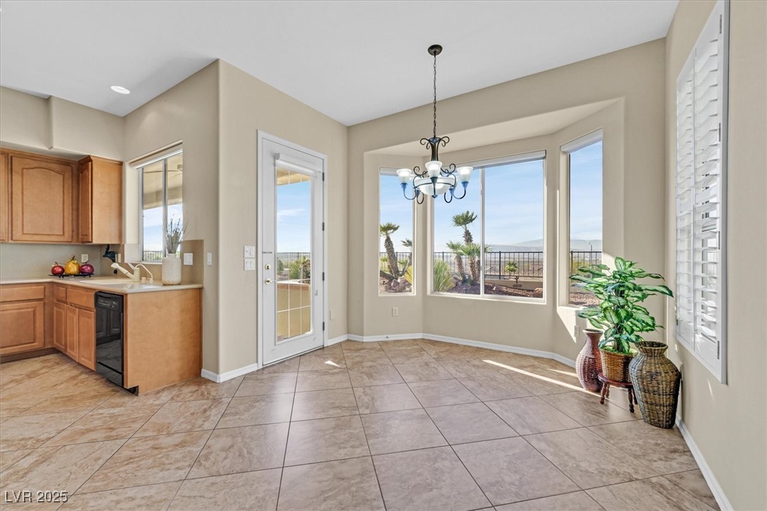 1677 Black Fox Canyon Road Henderson, NV 89052 - Photo 9 of 68