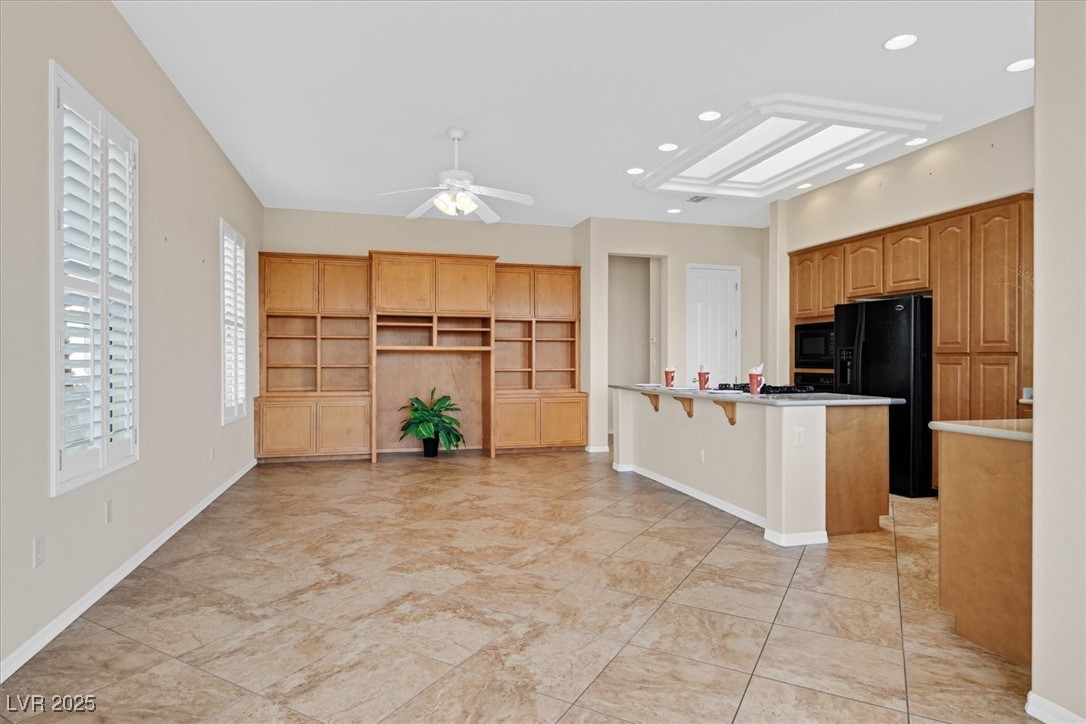 1677 Black Fox Canyon Road Henderson, NV 89052 - Photo 10 of 68 With Kitchen