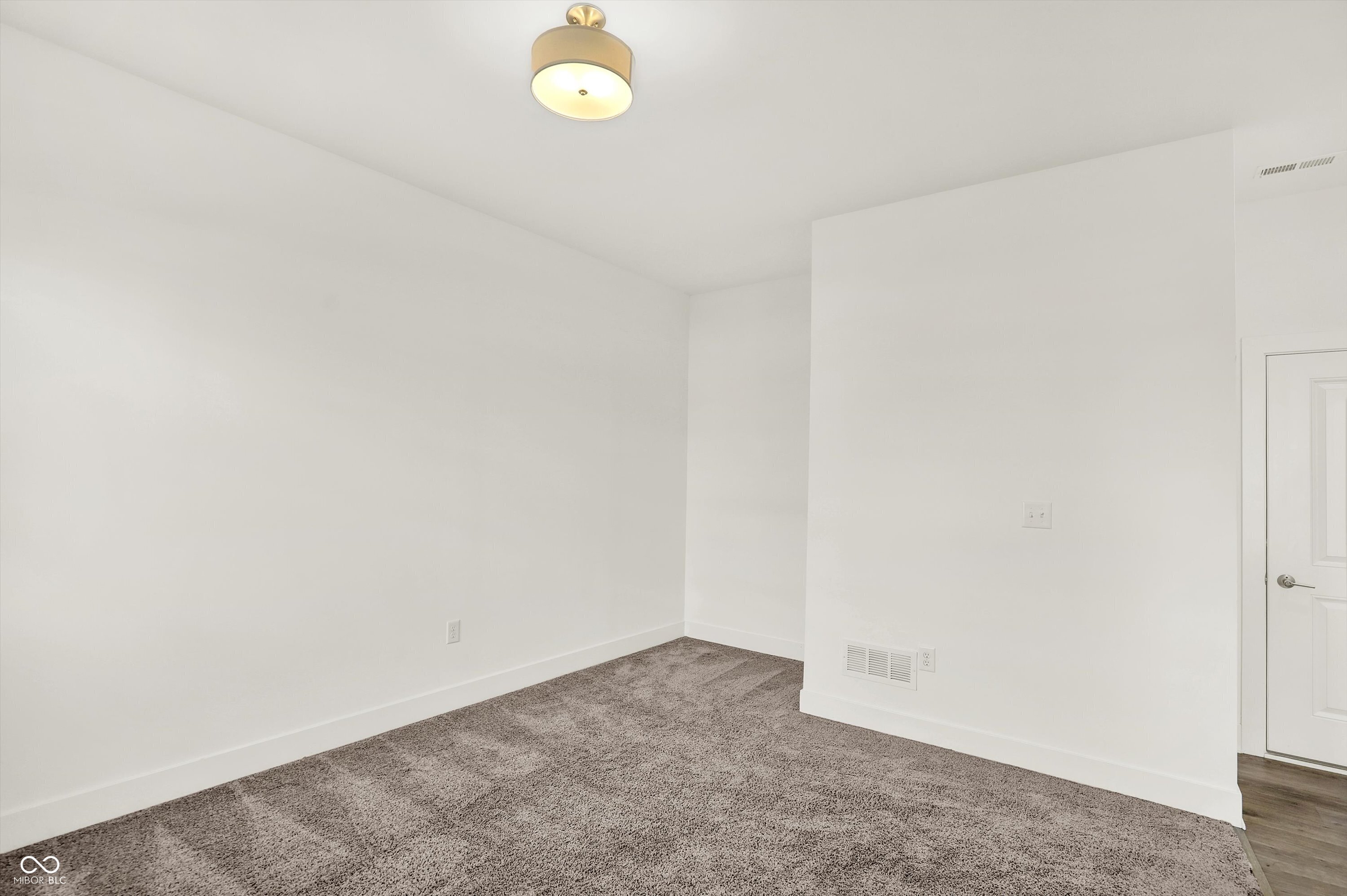 2577 Filson Street Carmel, IN 46032 - Photo 13 of 65