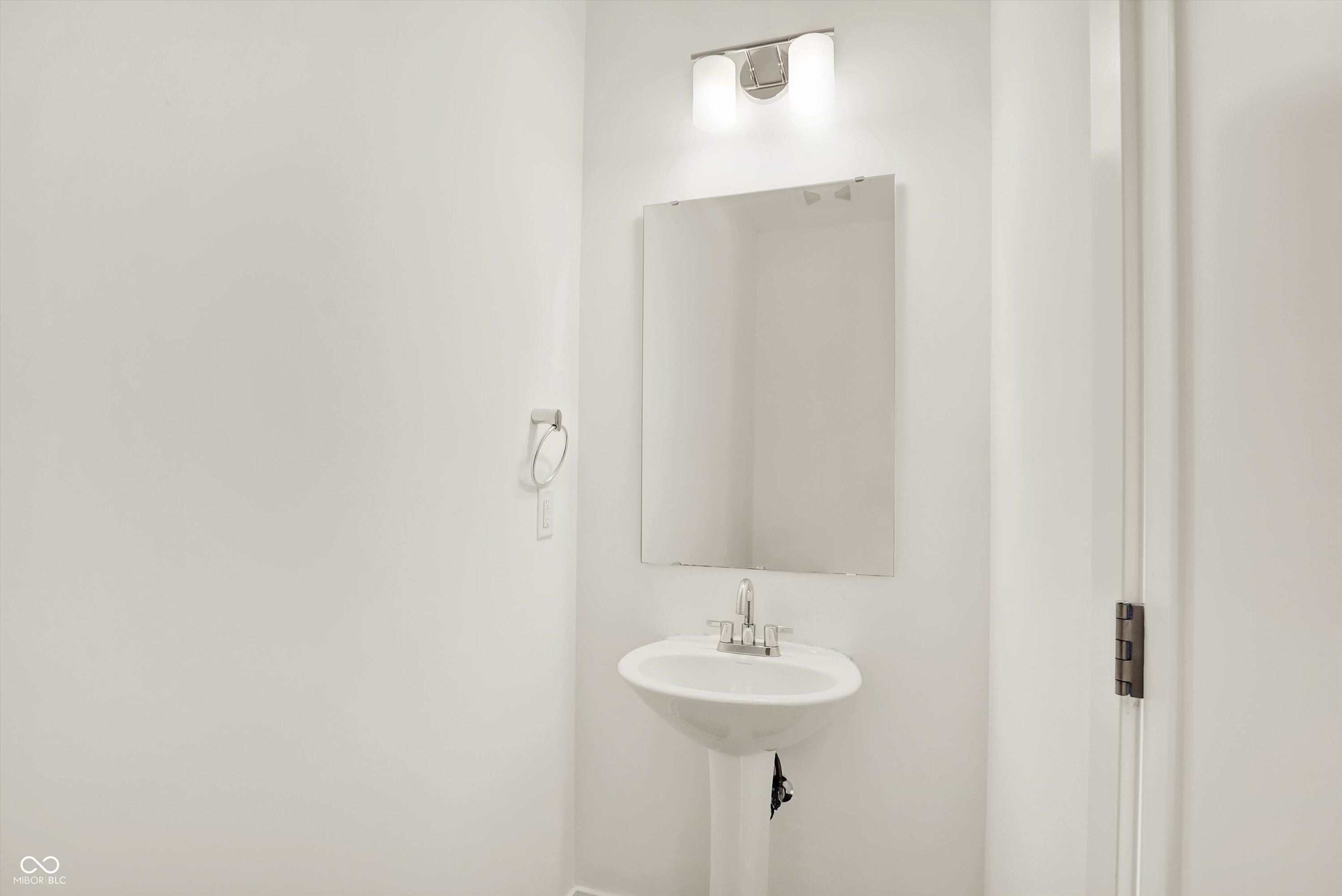 2577 Filson Street Carmel, IN 46032 - Photo 29 of 61