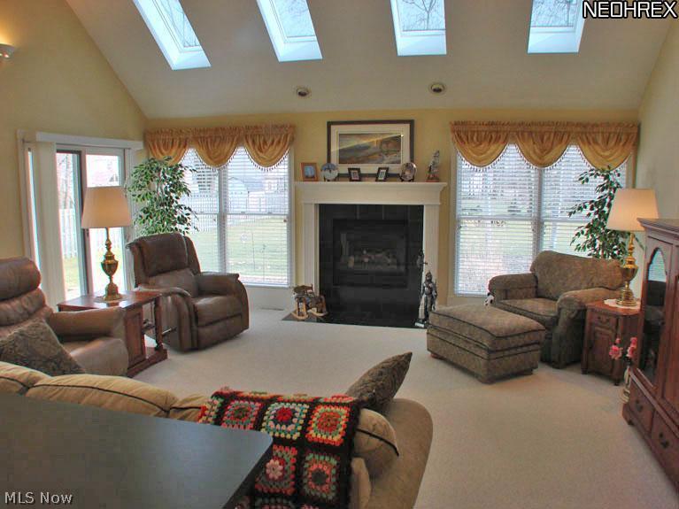 5525 East Heisley Road Mentor, OH 44060 - Photo 2 of 14 Gallery Image 2