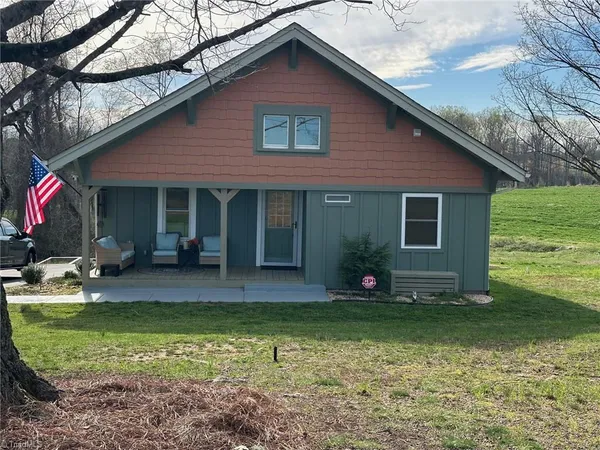 $315,000 | 4595 Grace Chapel Road, Granite Falls, NC 28630