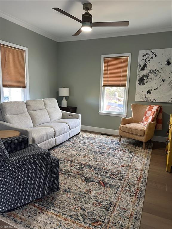 4595 Grace Chapel Road Granite Falls, NC 28630 - Photo 6 of 34 Living room