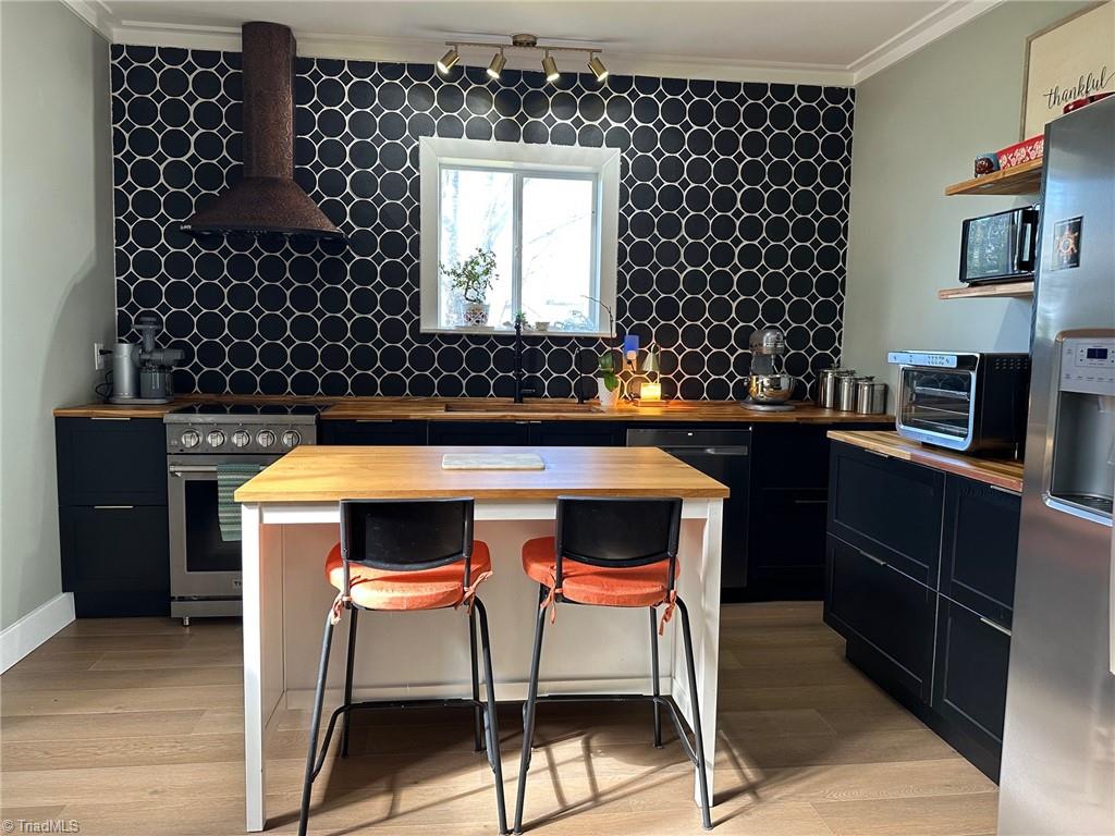 4595 Grace Chapel Road Granite Falls, NC 28630 - Photo 9 of 34 Kitchen