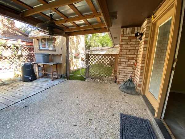 $268,000 | 802 Lois Street, Kerrville, TX 78028