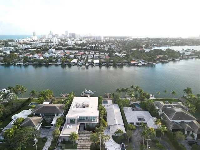 $1,729,999 | 8819 Garland Avenue, Surfside, FL 33154