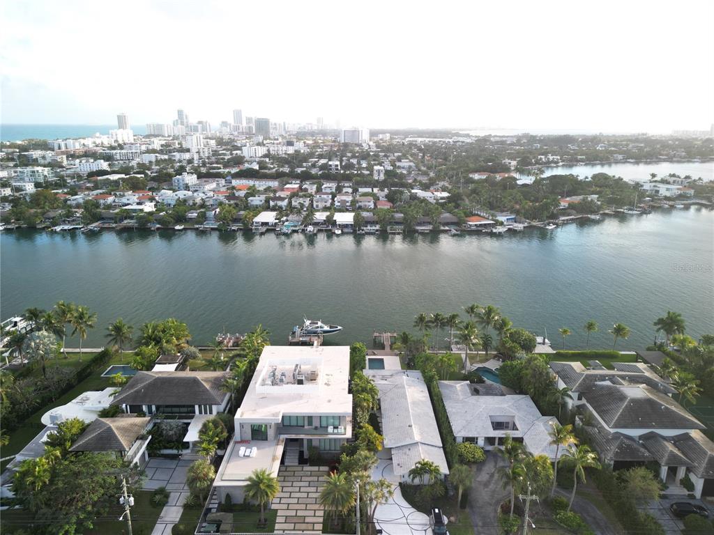 8819 Garland Avenue Surfside, FL 33154 - Photo 18 of 20