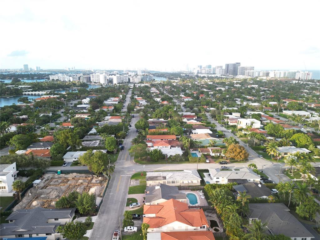 8819 Garland Avenue Surfside, FL 33154 - Photo 19 of 20