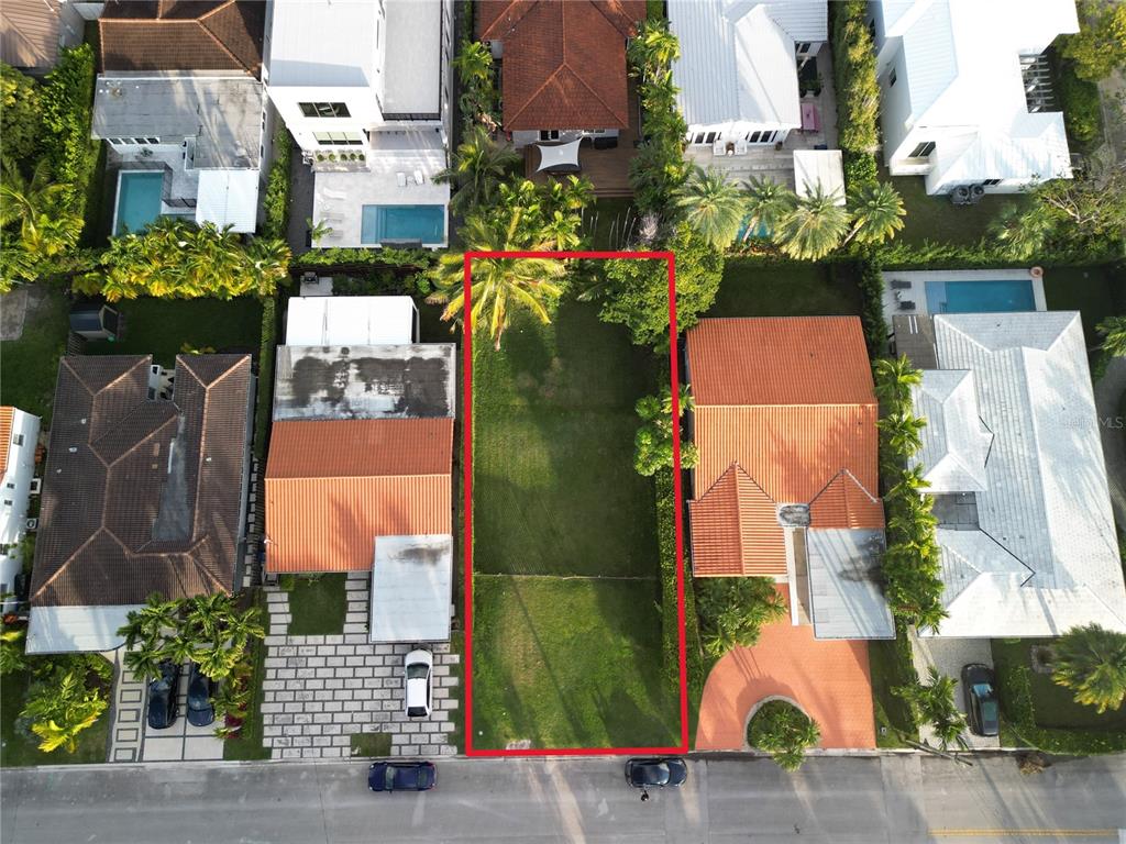 8819 Garland Avenue Surfside, FL 33154 - Photo 4 of 20