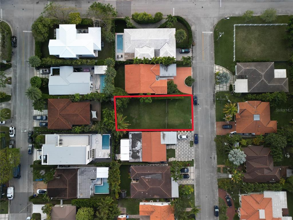 8819 Garland Avenue Surfside, FL 33154 - Photo 5 of 20