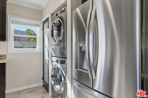 $1,275,000 | 12727 La Maida Street, Valley Village, CA 91607