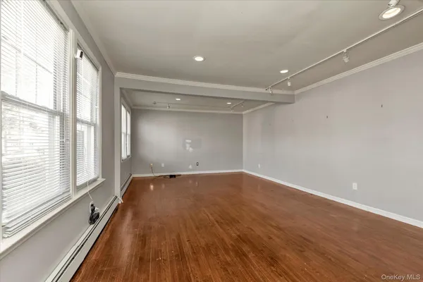 $975,000 | 700 Partridge Avenue, West Hempstead, NY 11552