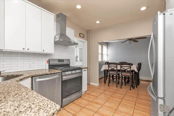 $975,000 | 700 Partridge Avenue, West Hempstead, NY 11552