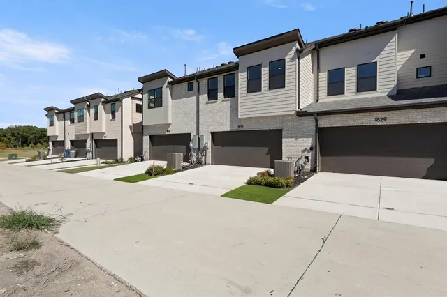 $349,900 | 1831 Azalea Drive, Melissa, TX 75454