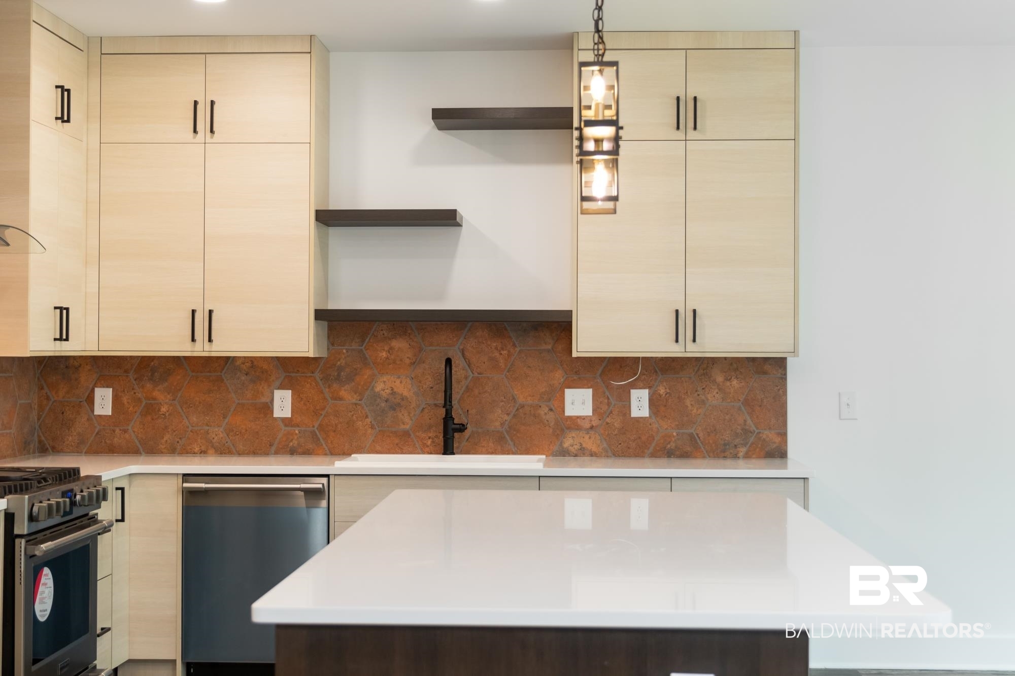 5303 Pine Road Orange Beach, AL 36561 - Photo 20 of 45 kitchen