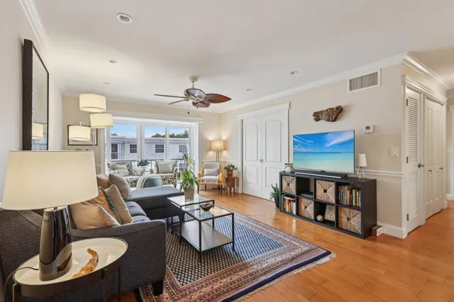 $424,900 | 6381 Bay Club Drive, Unit 3, Fort Lauderdale, FL 33308