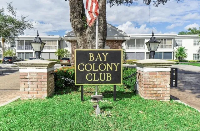 $424,900 | 6381 Bay Club Drive, Unit 3, Fort Lauderdale, FL 33308