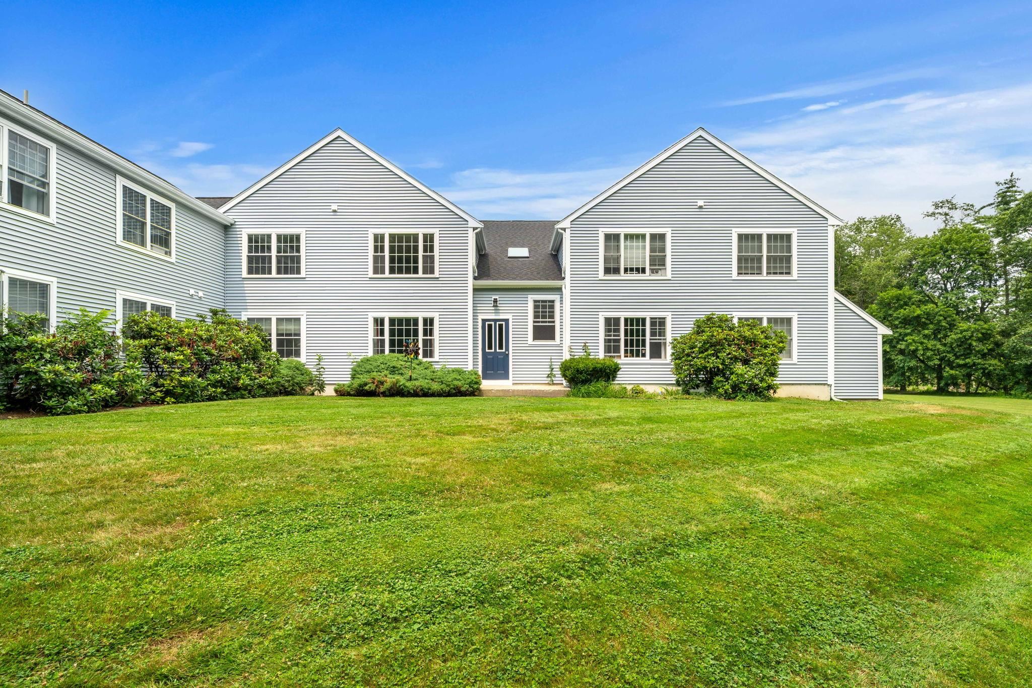 50 Brookside Drive, Unit J7 Exeter, NH 03833 - Photo 1 of 35